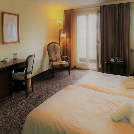 Hotel Brutsches Rebstock 3*